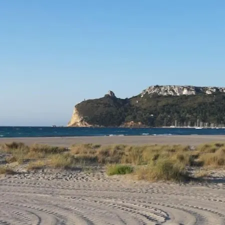 Dormi're Sul Golfo بيت للعطل
